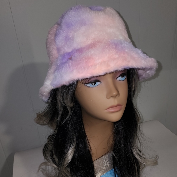New Dolls Kill Fuzzy Soft , Faux Fur Tye Dye Bucket Hat - Picture 2 of 8